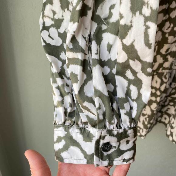 Elizabeth and James Green + White animal print long sleeve shirt dress, Size XL - Picture 5 of 12